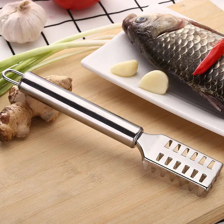 Fish Scale Remover Stainless Steel, Anti-Splash Scraper with Ergonomic Non-Slip Grip, Rust-Proof Kitchen Gadget for Fish Cleaning